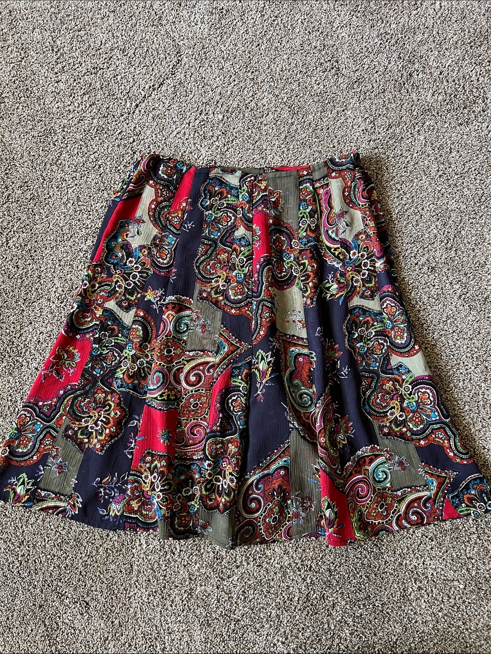 Chico's Navy and Red Paisley Circle Skirt size 1 Silk